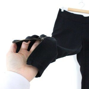 *Le Chateau Black Skinny Leg Dress Pant